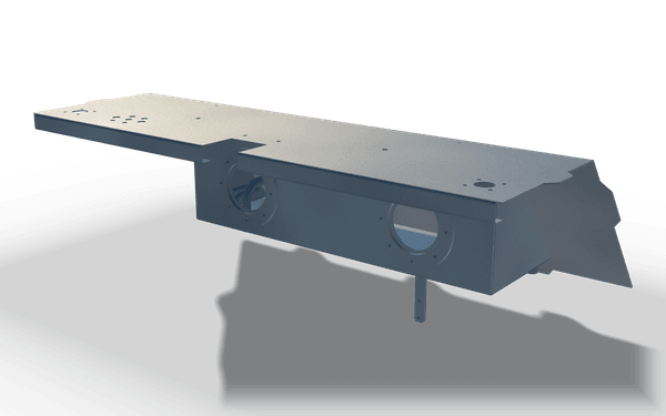 Deck section with built-in tank, 1.5 m, in raw steel: a drilled deck plate with a rectangular tank welded beneath it, round flanged ports in the tank wall and a sloped end plate.